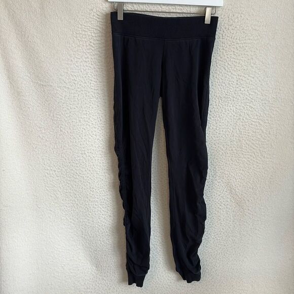 Lululemon Tied to‎ It Leggings Womens Size 6 Black - Picture 1 of 8